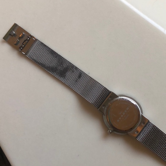 Skagen silver diamond watch - Picture 3 of 5